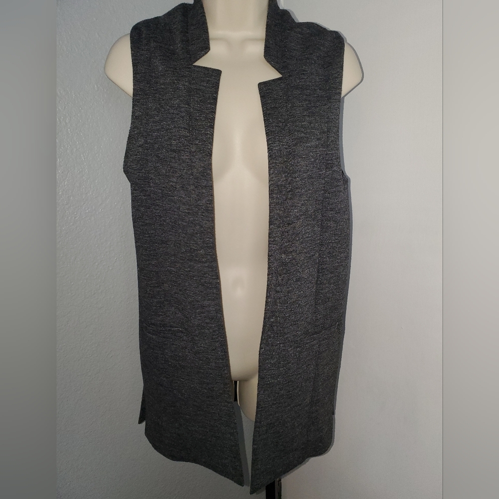 Club Monaco Gray Sleeveless Open Front Vest